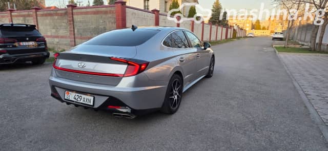 Hyundai Sonata VIII (DN8) 1.6 AT