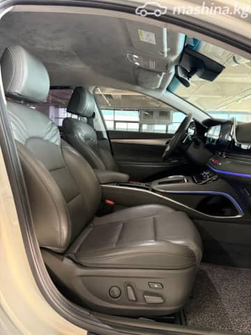 Hyundai Grandeur VI Рестайлинг 2.4hyb AT