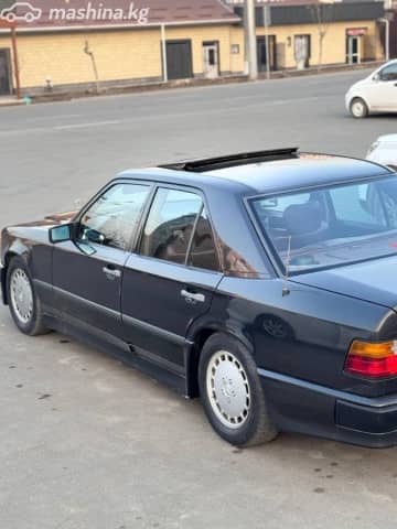 Mercedes-Benz W124 230 2.3 MT