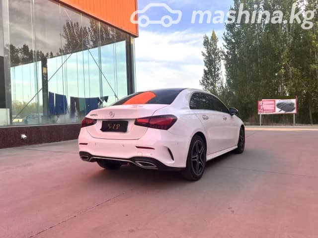 Mercedes-Benz A-Класс IV (W177) Рестайлинг 200 1.3 AMT