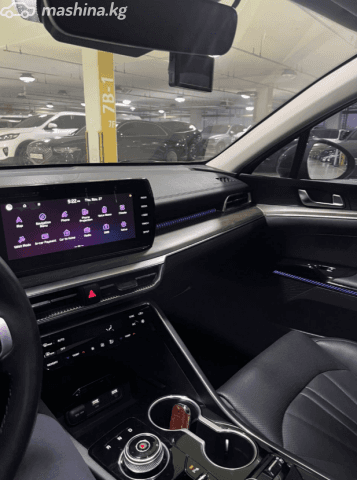 Kia K5 III LPi 2.0 AT