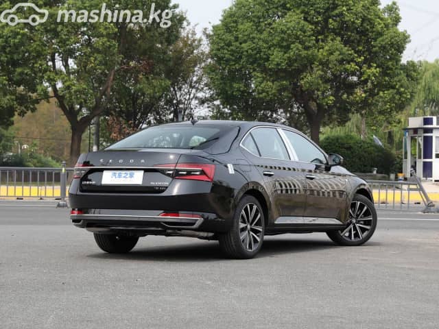 Skoda Superb III 1.4 AT