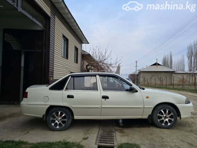 Daewoo Nexia I Рестайлинг 1.5 MT