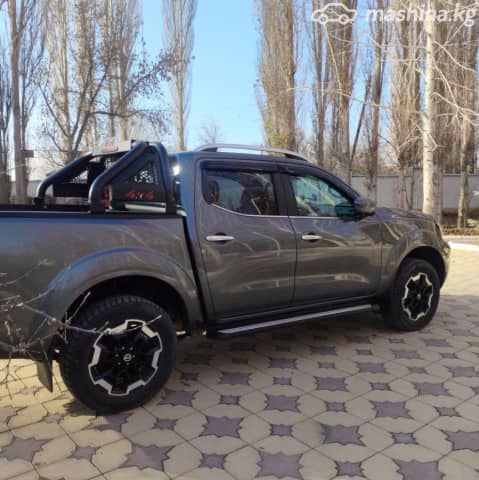 Nissan Navara (Frontier) IV (D23) 2.5 MT 4WD