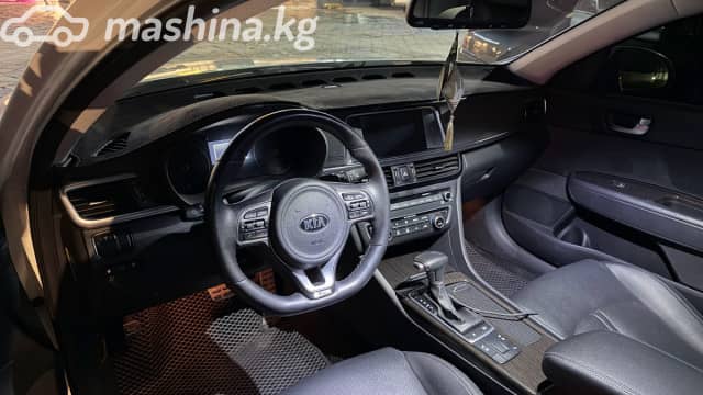 Kia K5 II 2.0 AT