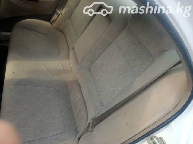 Daewoo Nubira II 1.5 MT