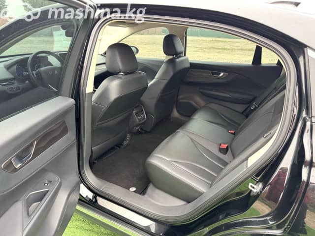 Hongqi E-QM5 54 kWh Electro AT