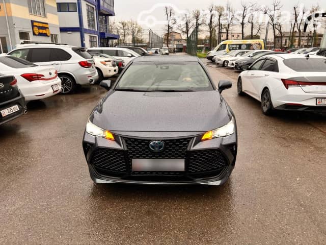Toyota Avalon V 2.5hyb CVT