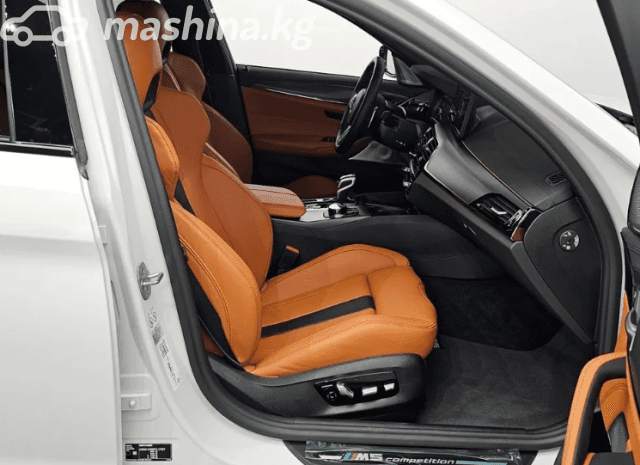 BMW M5 VI (F90) Рестайлинг 4.4 AT 4WD