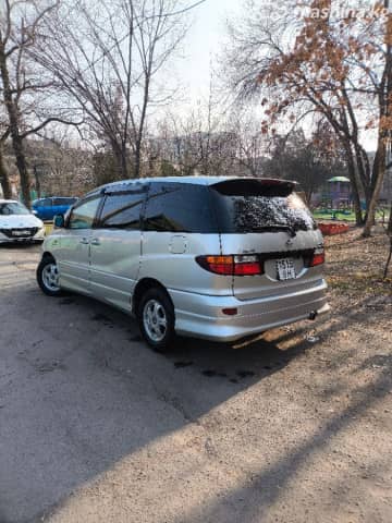 Toyota Estima II 2.4 AT 4WD