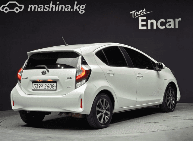 Toyota Prius c I Рестайлинг 1.5hyb AT