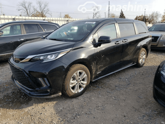 Toyota Sienna IV 2.5hyb AT 4WD