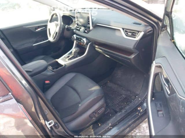 Toyota RAV4 V (XA50) 2.5hyb CVT 4WD