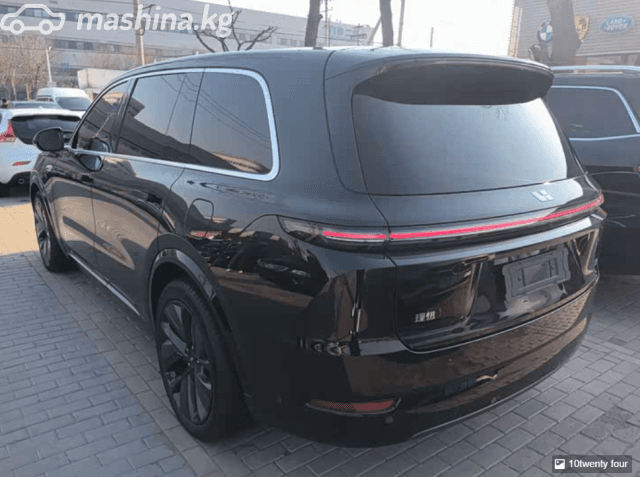 LiXiang L9 Рестайлинг 1.5hyb AT 4WD