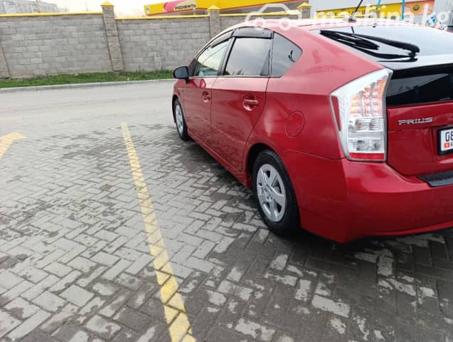 Toyota Prius III Рестайлинг (XW30) 1.8hyb AT