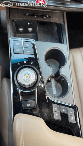 Kia K8 1.6hyb AT