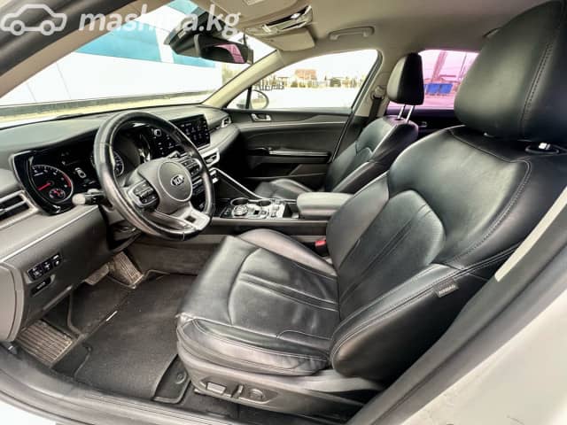 Kia K5 III LPi 2.0 AT
