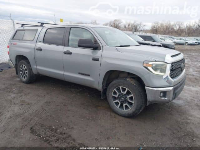 Toyota Tundra II Рестайлинг CrewMax 5.7 AT 4WD