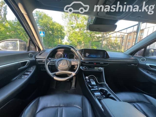 Hyundai Sonata VIII (DN8) 2.0 AT