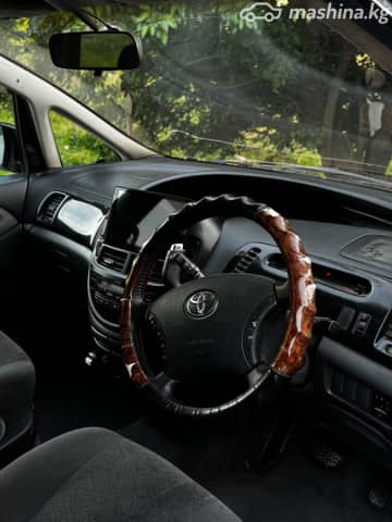 Toyota Estima II Рестайлинг 2.4 AT