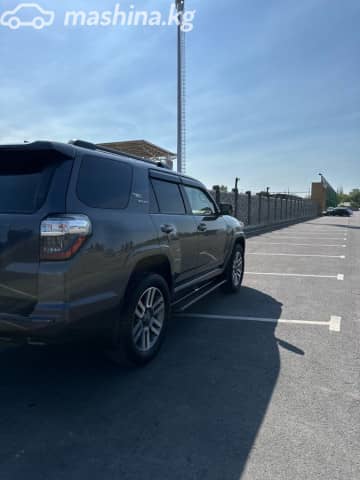 Toyota 4Runner V Рестайлинг 4.0 AT 4WD