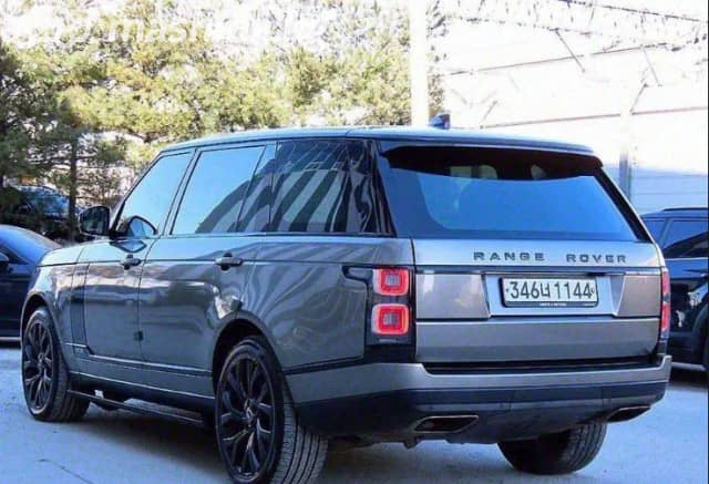 Land Rover Range Rover IV Рестайлинг 4.4d AT 4WD