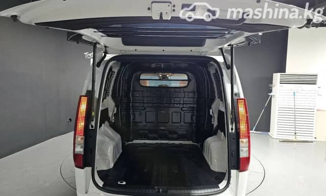 Hyundai Staria 3.5 AT