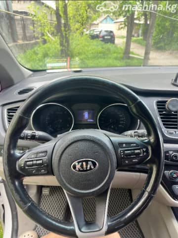 Kia Carnival III 2.2d AT