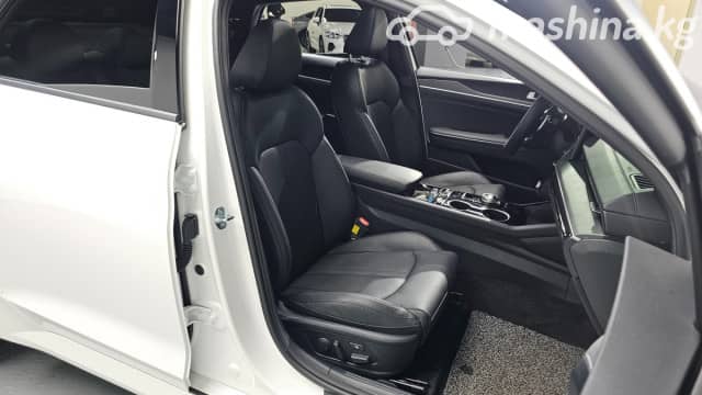 Kia K5 III Рестайлинг 2.0hyb AT