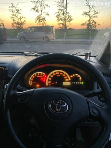 Toyota Ipsum II (M20) 2.4 AT 4WD