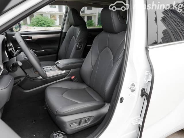 Toyota Highlander IV (U70) 2.4 AT