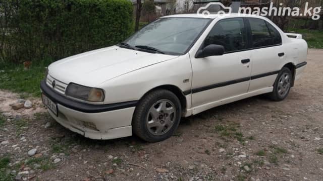 Nissan Primera I (P10) 2.0 MT