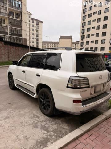 Lexus LX III Рестайлинг 570 5.7 AT 4WD