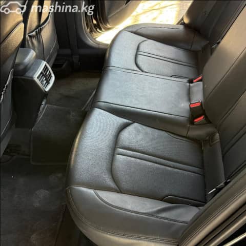 Kia K5 III 2.0hyb AT