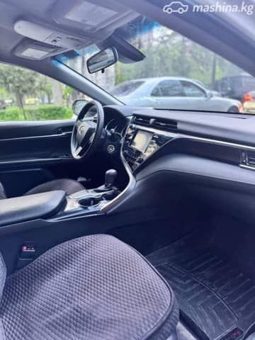 Toyota Camry VIII (XV70) 2.5 AT
