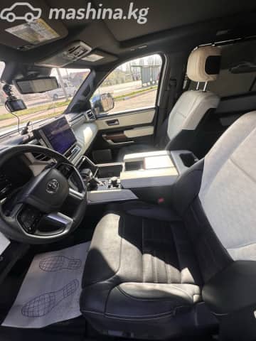 Toyota Sequoia III 3.5hyb AT 4WD