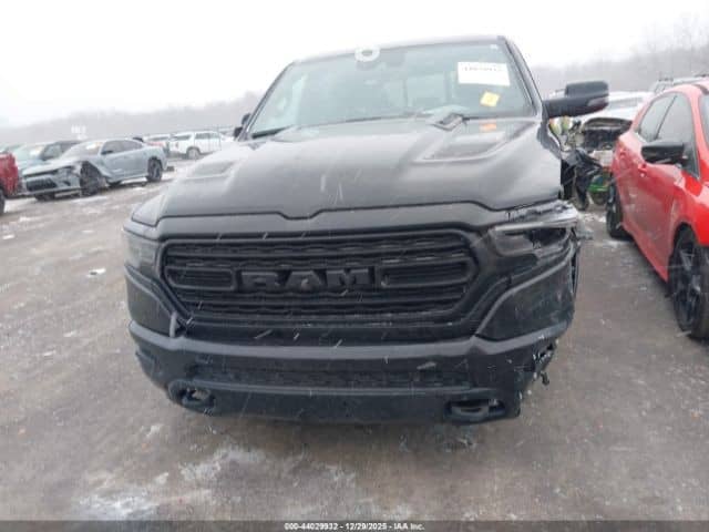 RAM 1500 V Quad Cab 5.7 AT 4WD