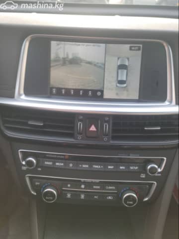 Kia K5 II 2.0 AT