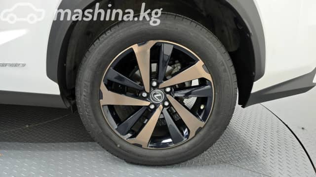 Lexus NX I Рестайлинг 300h 2.5hyb CVT 4WD