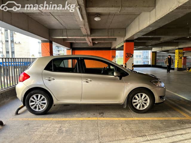 Toyota Auris I