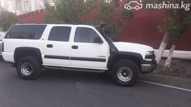 Chevrolet Suburban IX 6.0 AT 4WD