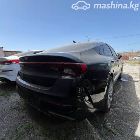Kia K5 III LPi 2.0 AT