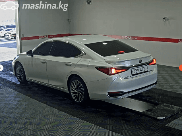 Lexus ES VII 300h 2.5hyb CVT