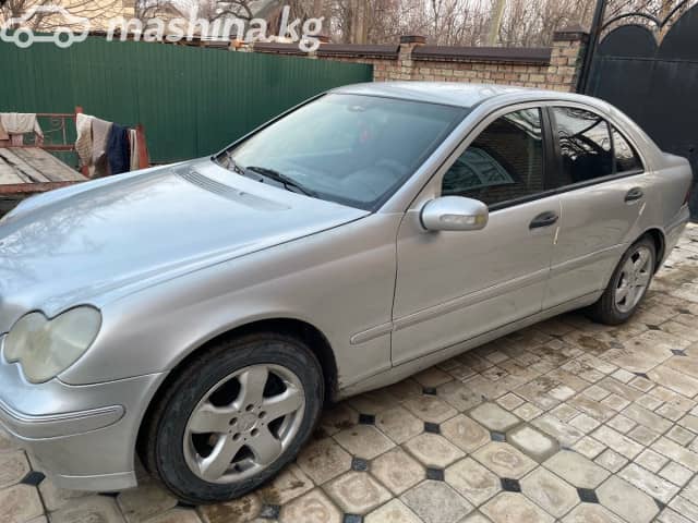 Mercedes-Benz C-Класс II (W203) 200 2.0 MT