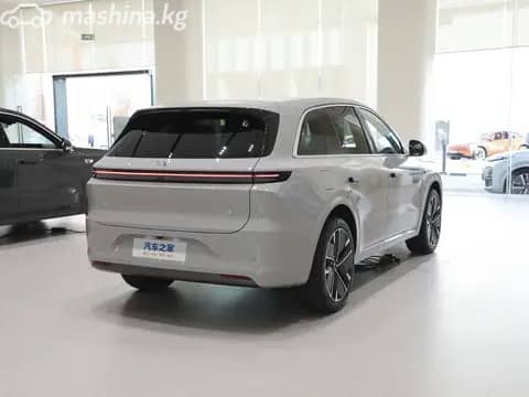 LiXiang L6 1.5hyb AT 4WD