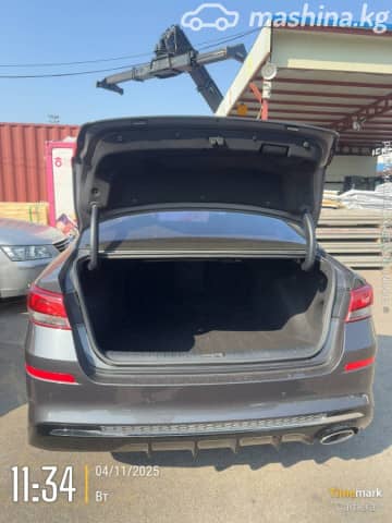 Kia K5 II 2.0 AT