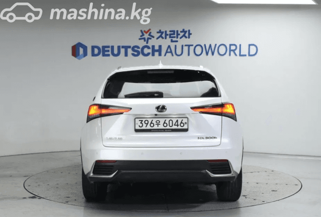 Lexus NX I Рестайлинг 300h 2.5hyb CVT 4WD