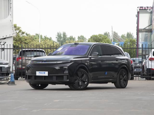LiXiang L7 Max 1.5hyb AT 4WD
