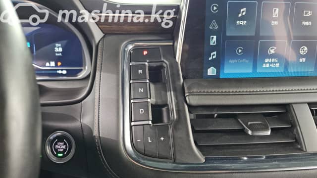 Chevrolet Tahoe V 6.2 AT 4WD