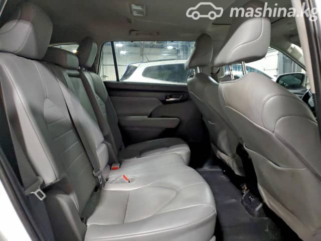 Toyota Highlander IV (U70) 2.5hyb AT 4WD
